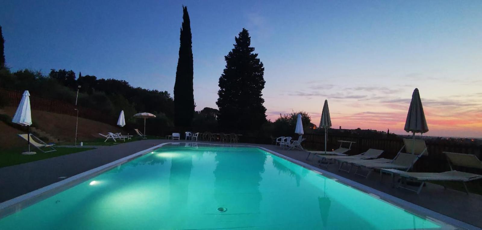 Agriturismo Cascina Cipressa San Romano  Exteriör bild