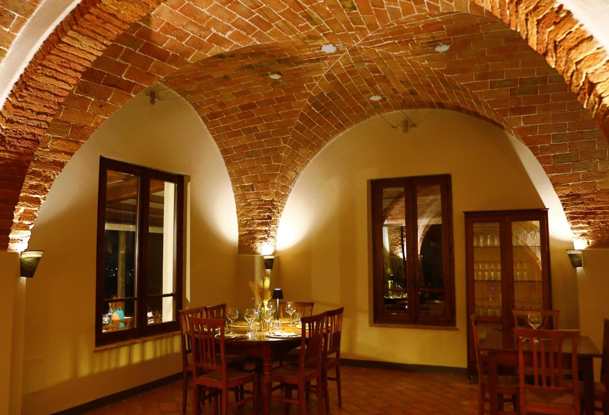 Agriturismo Cascina Cipressa San Romano  Exteriör bild